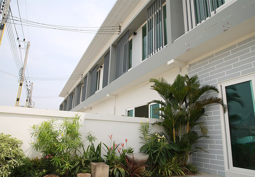 Exterior-2